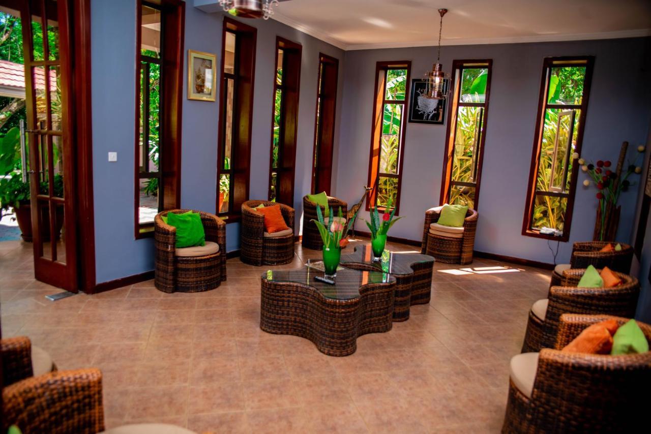Lush Garden Business Hotel Аруша Екстериор снимка