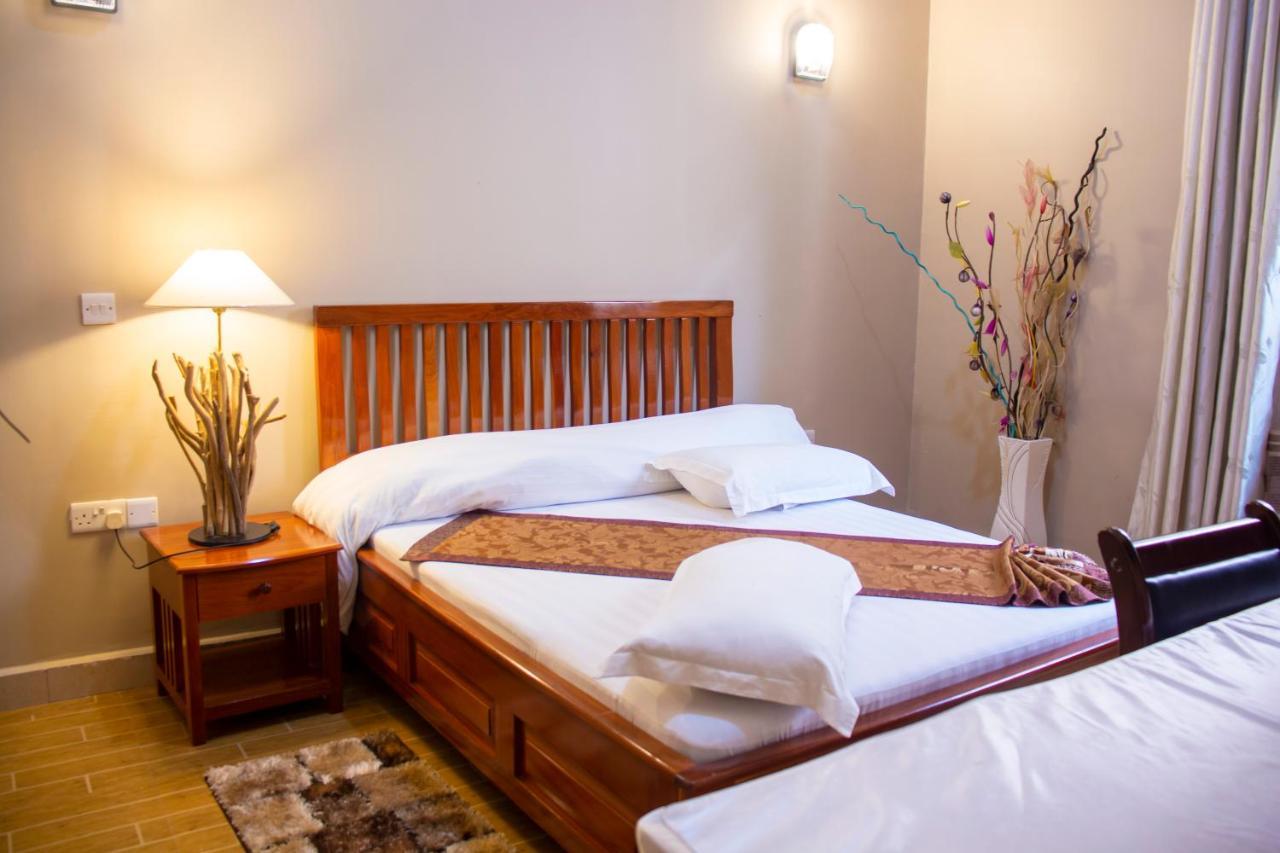 Lush Garden Business Hotel Аруша Екстериор снимка