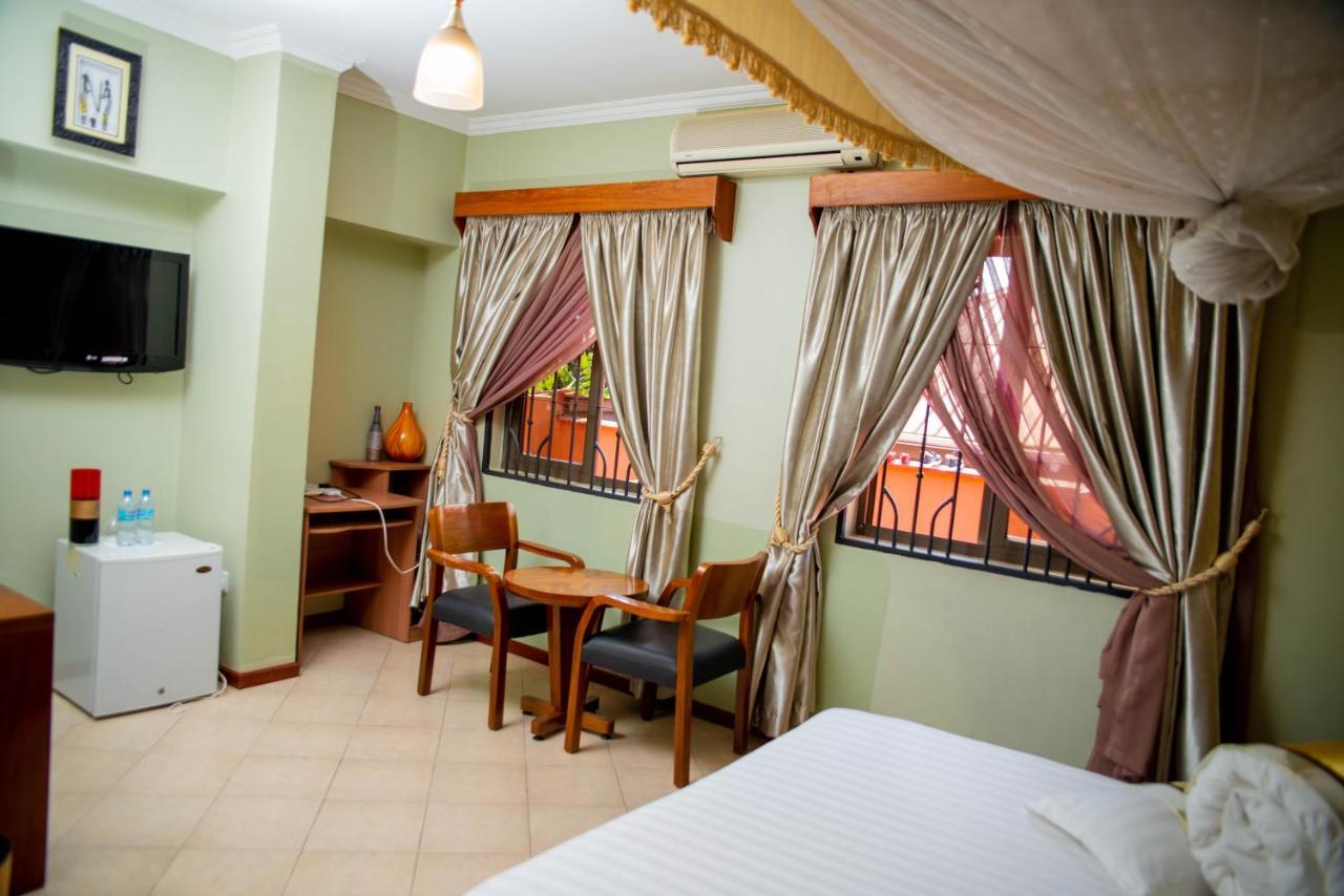 Lush Garden Business Hotel Аруша Екстериор снимка