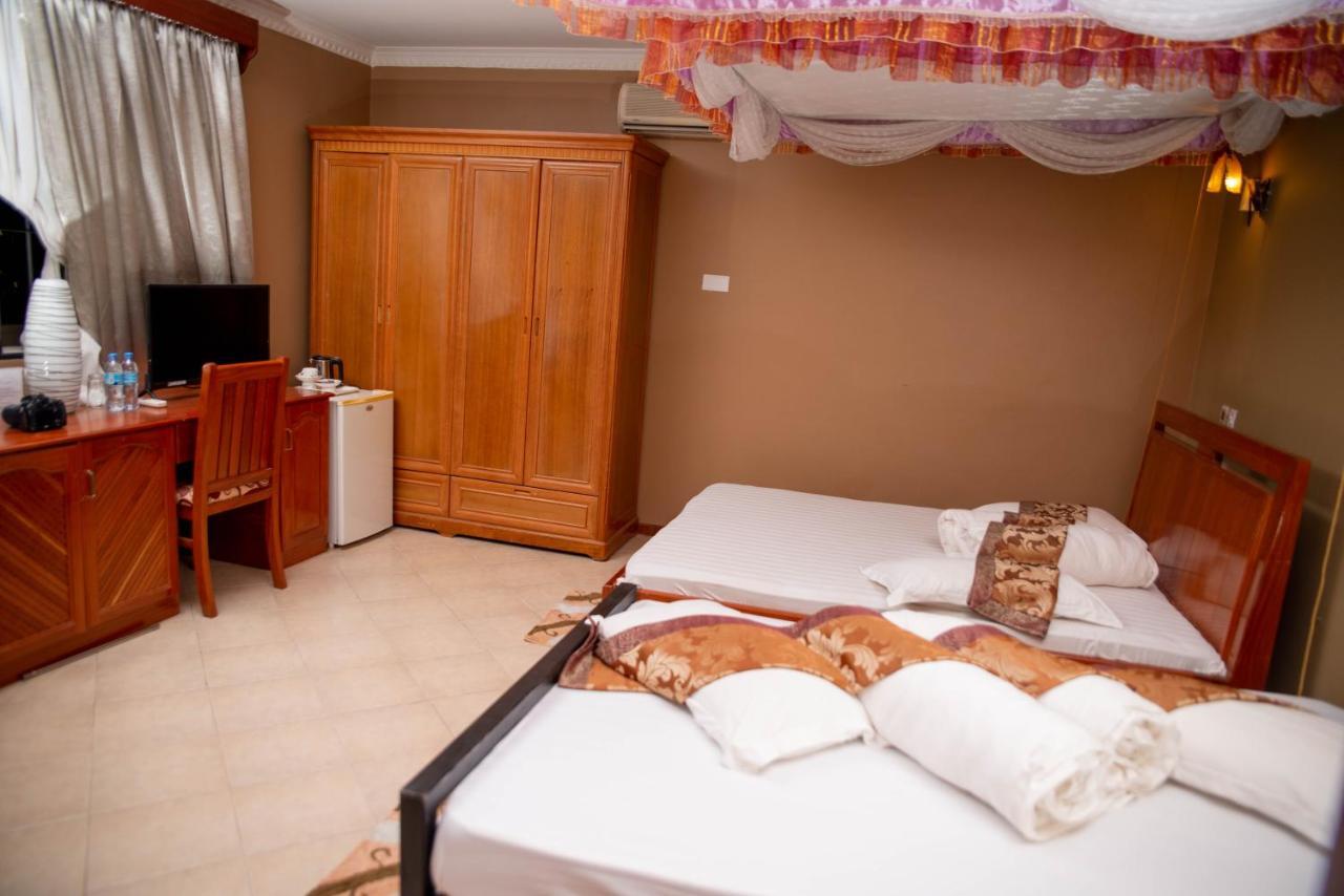 Lush Garden Business Hotel Аруша Екстериор снимка