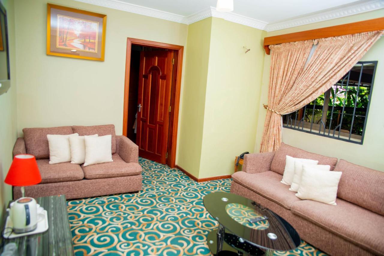 Lush Garden Business Hotel Аруша Екстериор снимка